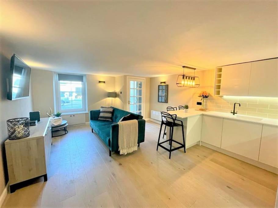 Stylish, And Cosy 1bd Nr Canongate Édimbourg